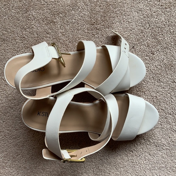 White sandal wedge heels - Picture 5 of 5